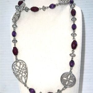 Elegant‎ Silver and Purple Necklace 19’